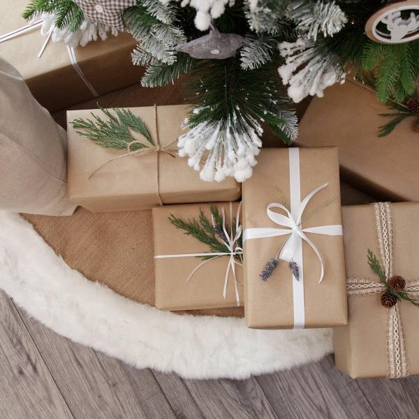 Christmas Tree Skirts | Burlap Merry Christmas Tree Skirt – White Fur Trim Christmas Tree Skirts Christmas Tree Skirts