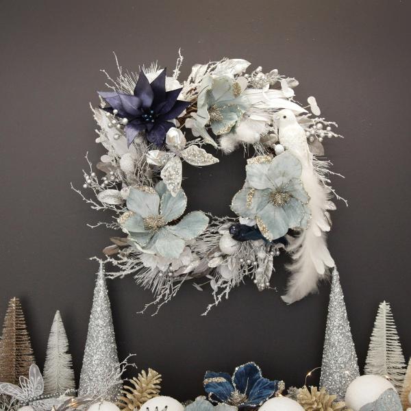 Christmas Wreaths | Silver And White Frost Christmas Wreath Christmas Wreaths Christmas Wreaths